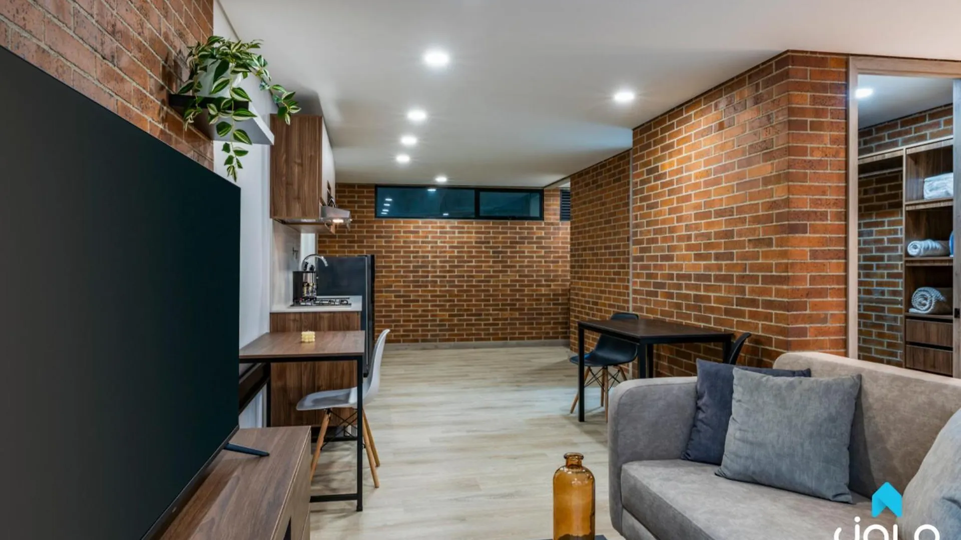 Kyux Studios By Jalo - Laureles Medellín Colombia