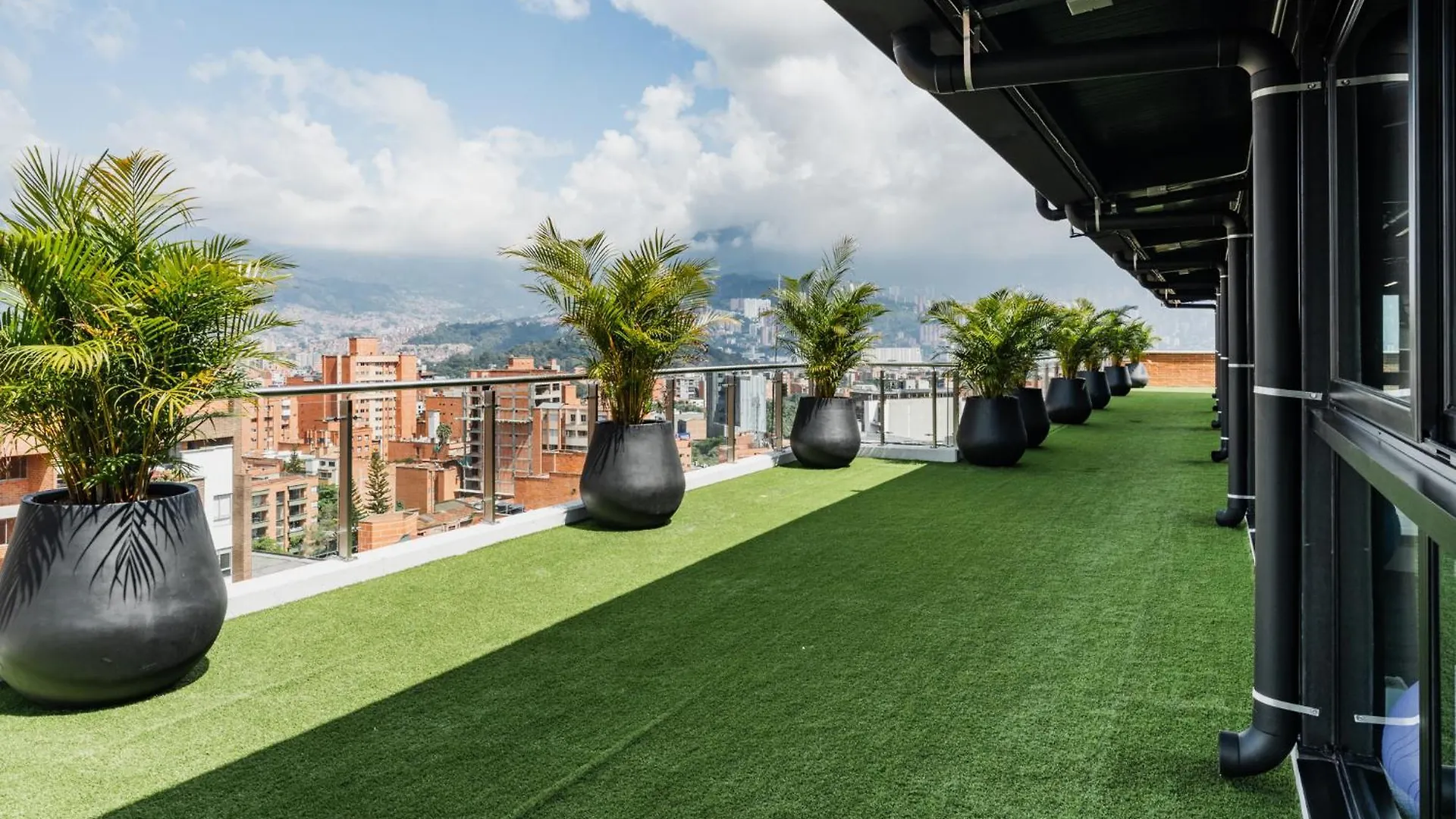 Kyux Studios By Jalo - Laureles Medellín Colombia